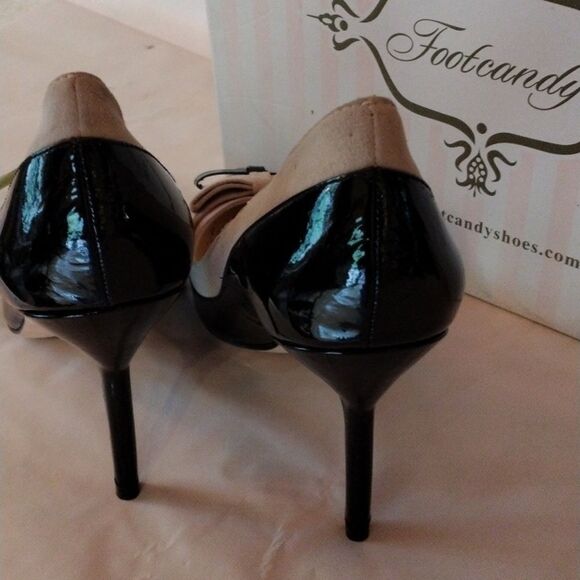 Footcandy Taupe and Black Heels - Picture 8 of 11